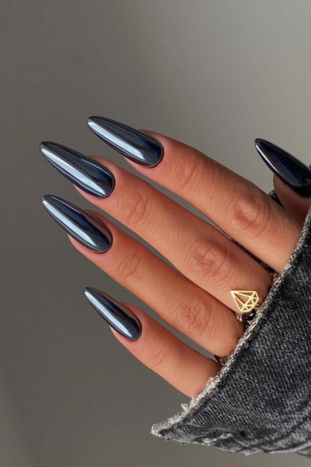 25 Mirror Nails To Copy This Year - The Beauty Pursuit