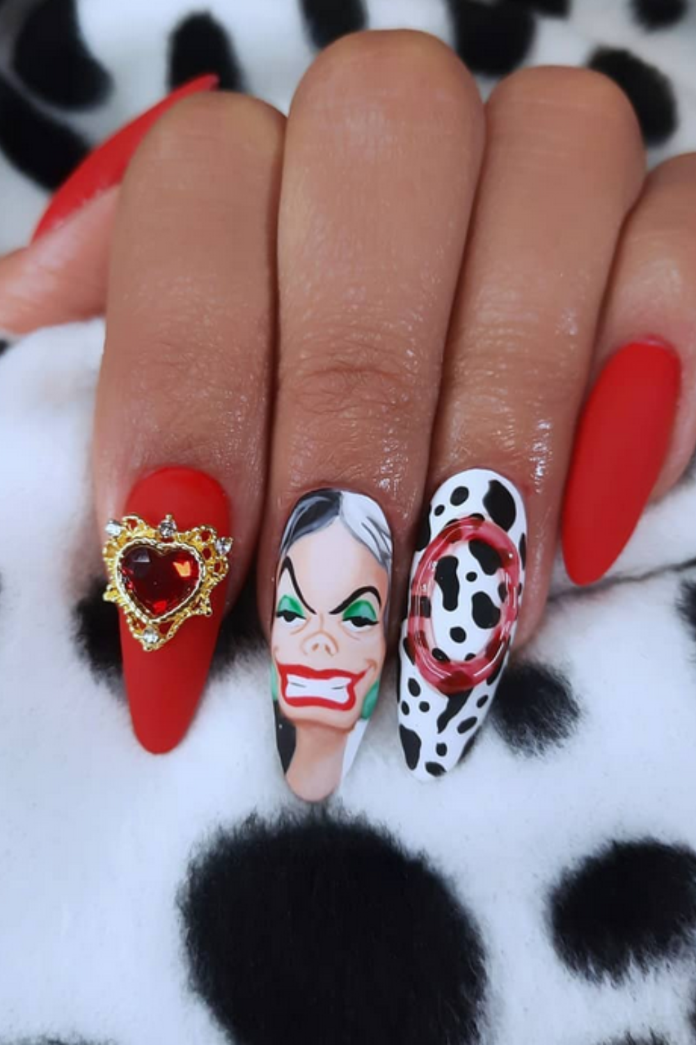 40 Adorable 101 Dalmatians nails you need to see - The Beauty Pursuit